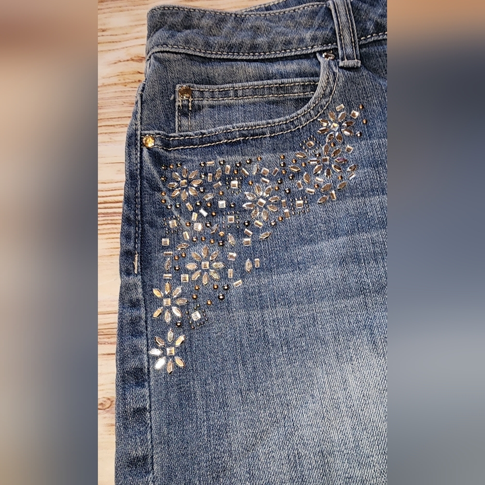 Jennifer Lopez  Blue Denim Shorts - Picture 8 of 8